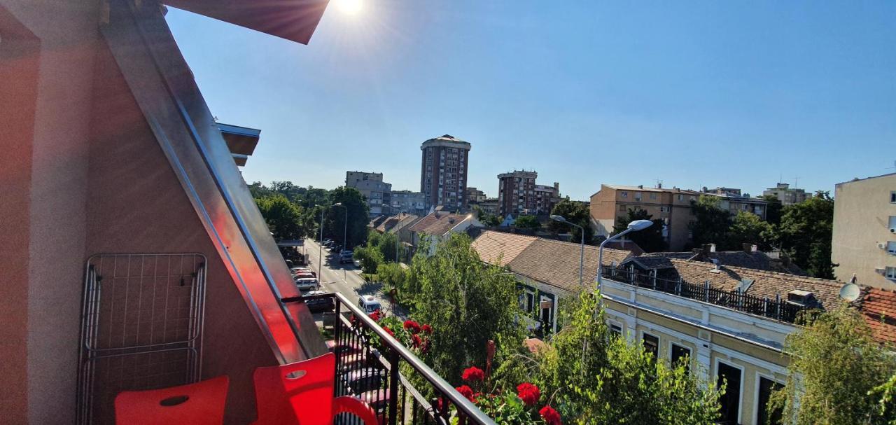 Ferienwohnung Julija Pančevo Exterior foto